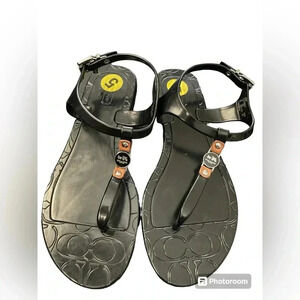 COACH Piccadilly Black Jelly Thong Sandals Size 5
